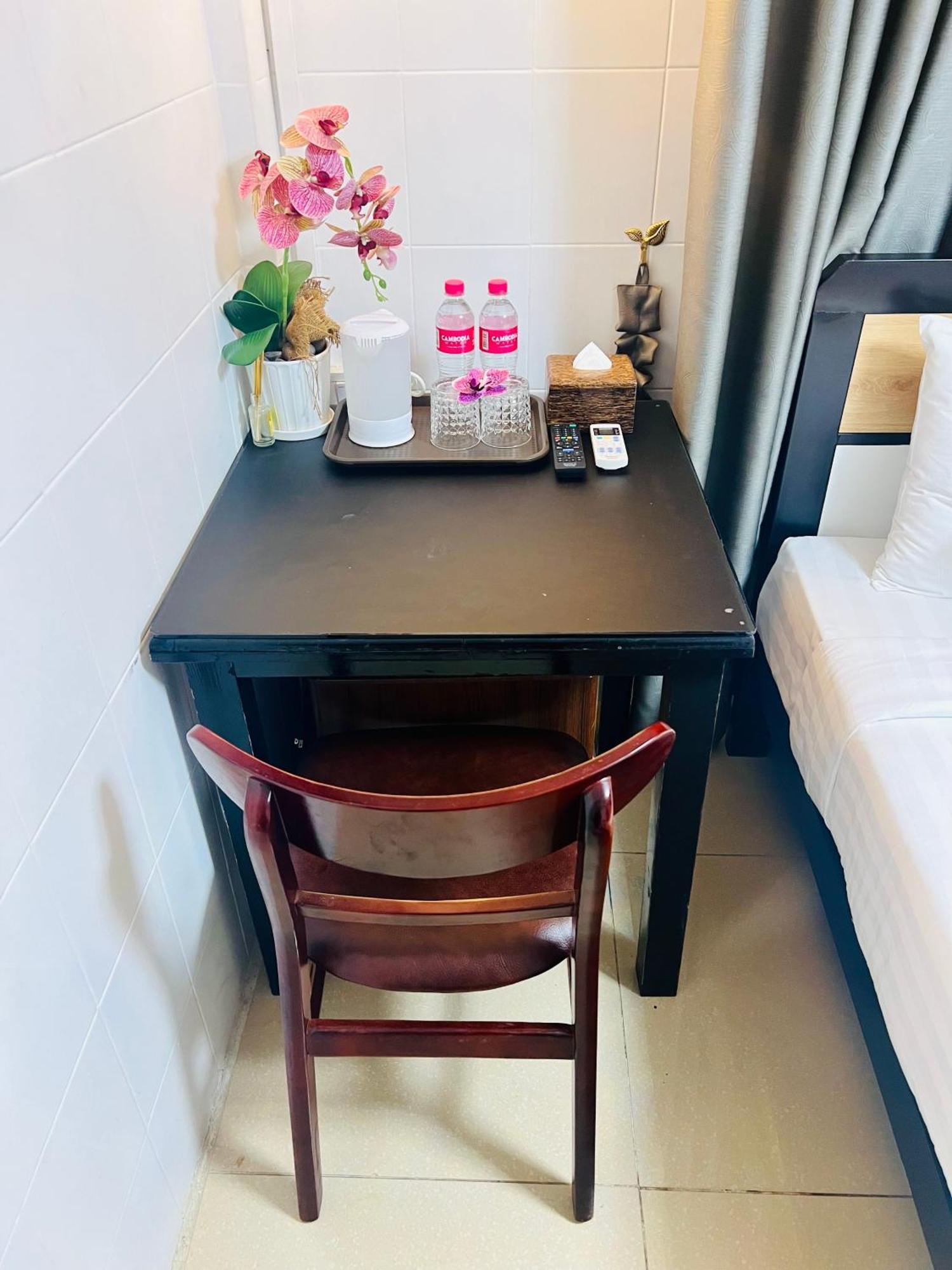 Sun Chakra Boutique Hotel Phnom Penh Eksteriør bilde